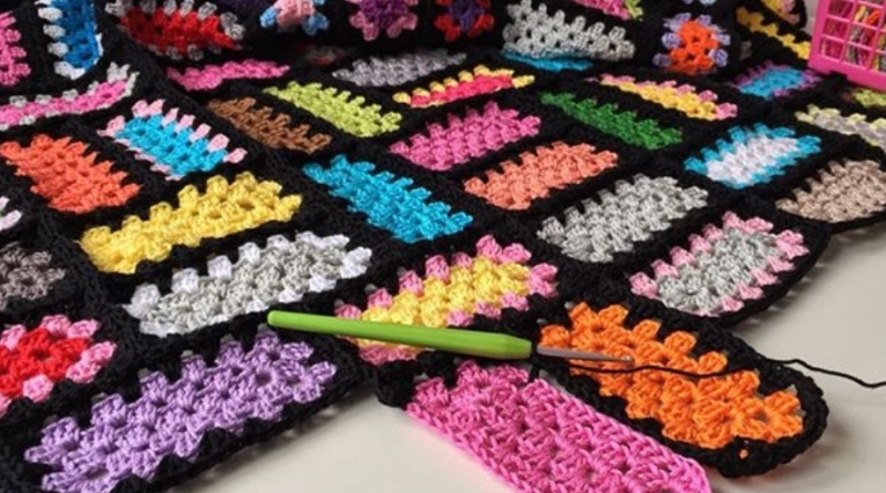 Granny’s Rectangular Blanket